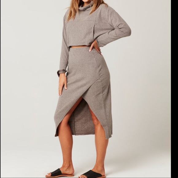 L space by Monica wise kitty skirt sweatshirt set - Picture 11 of 16